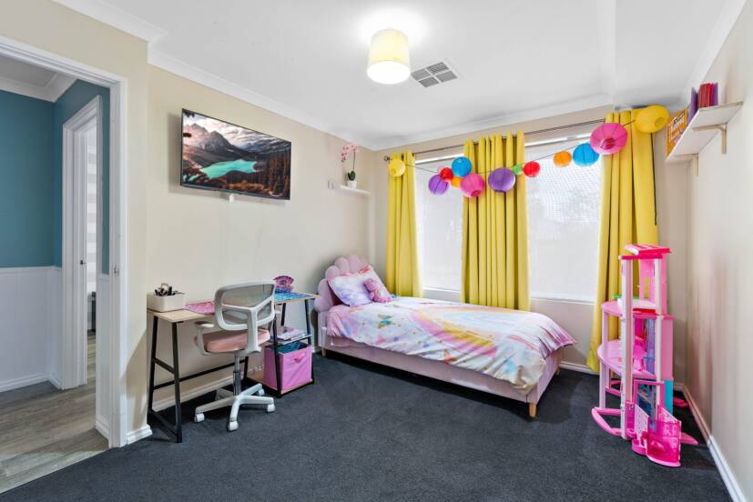 30 Barraberry Way, BYFORD, WA 6122 AUS