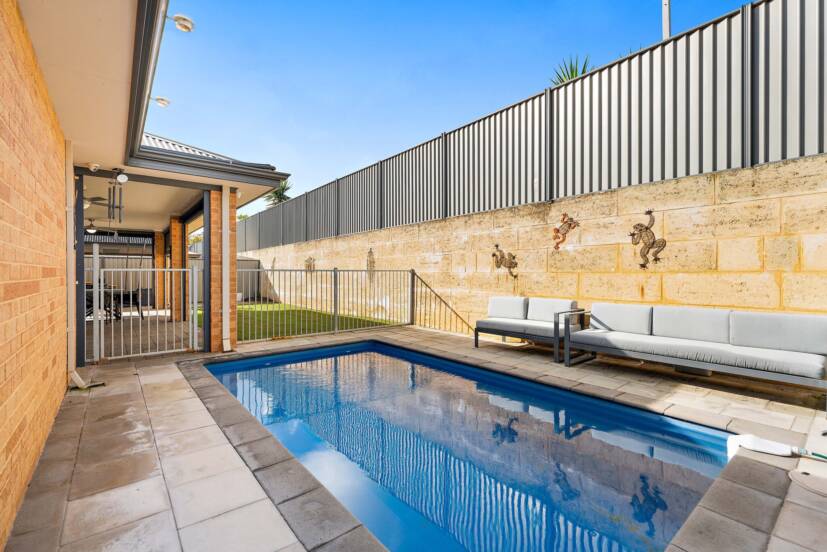 30 Barraberry Way, BYFORD, WA 6122 AUS