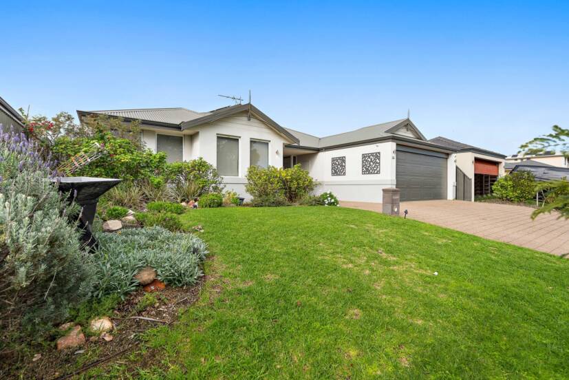30 Barraberry Way, BYFORD, WA 6122 AUS