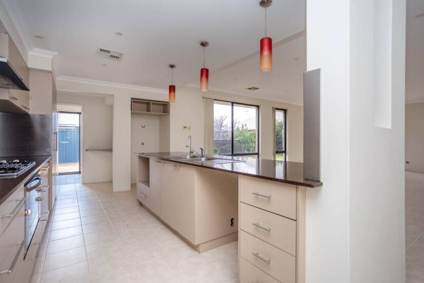 16 Halfpenny Way, BYFORD, WA 6122 AUS