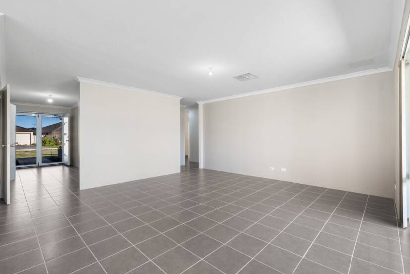 5 Lakewood Grove, BERTRAM, WA 6167 AUS