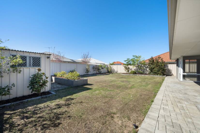 5 Lakewood Grove, BERTRAM, WA 6167 AUS