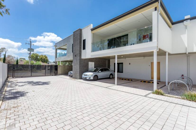 4/13 Lena Street, BECKENHAM, WA 6107 AUS