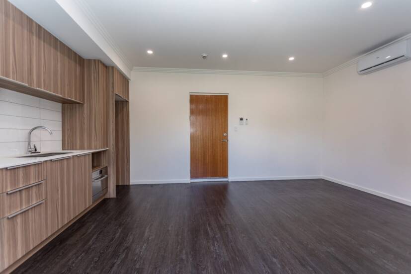 4/13 Lena Street, BECKENHAM, WA 6107 AUS