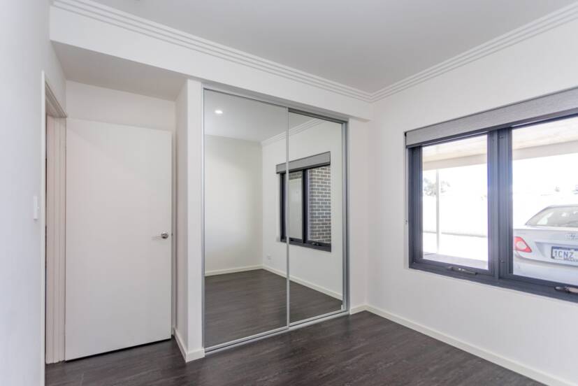 4/13 Lena Street, BECKENHAM, WA 6107 AUS