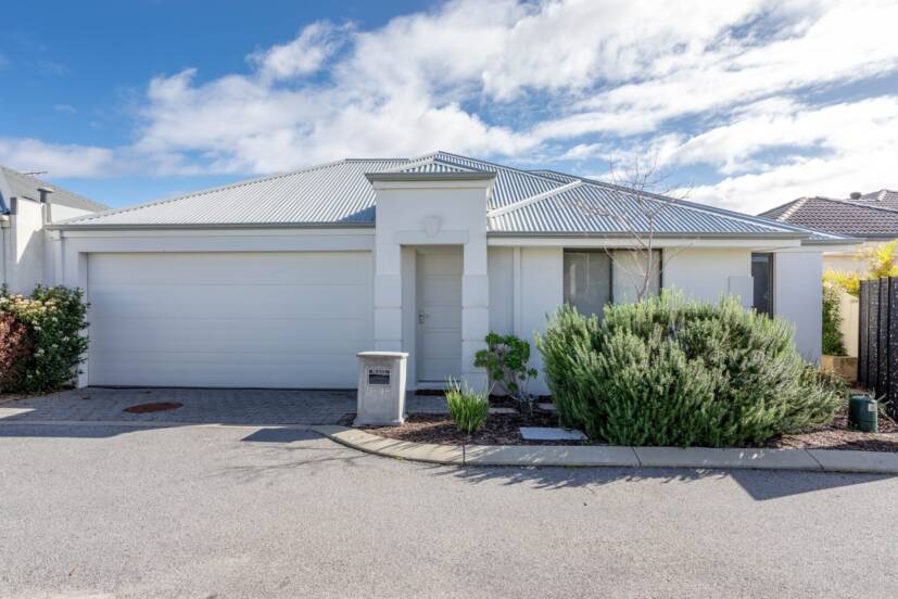 5/18 Gowrie Approach, CANNING VALE, WA 6155 AUS