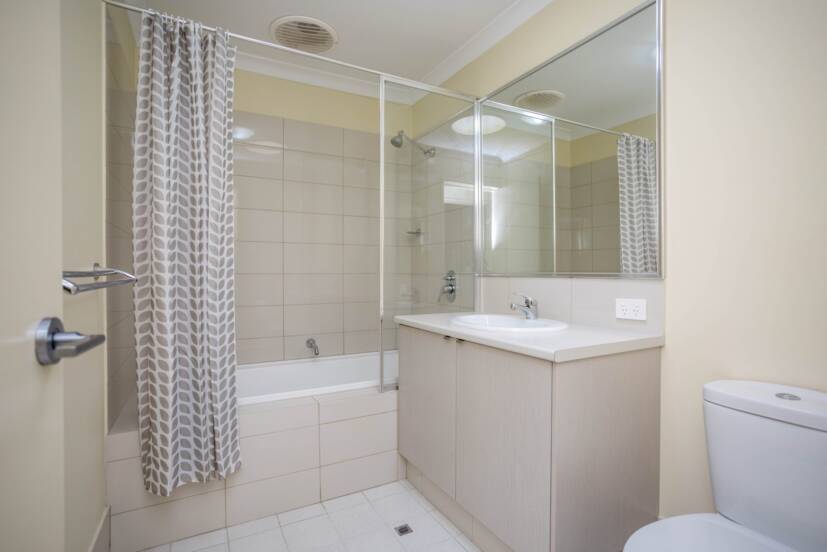 5/18 Gowrie Approach, CANNING VALE, WA 6155 AUS