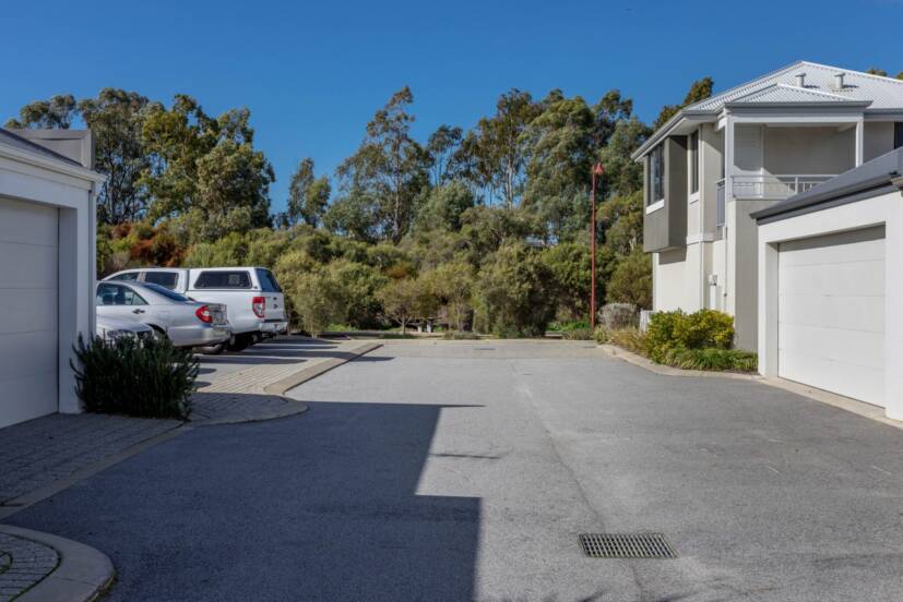 5/18 Gowrie Approach, CANNING VALE, WA 6155 AUS
