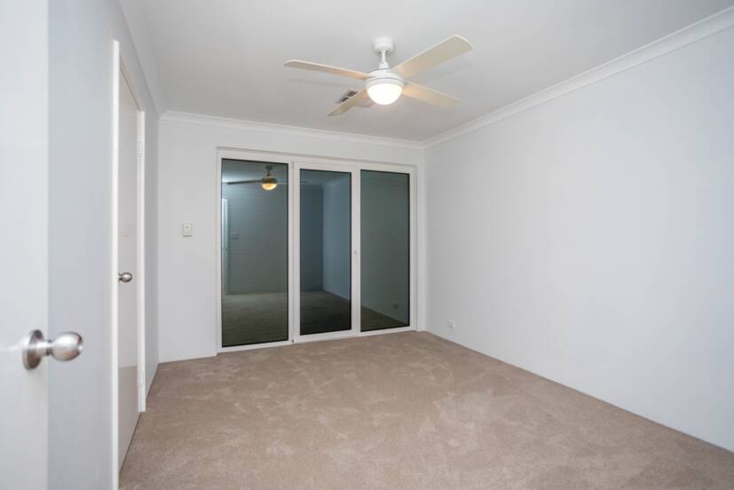7 Miniata Way, CANNING VALE, WA 6155 AUS