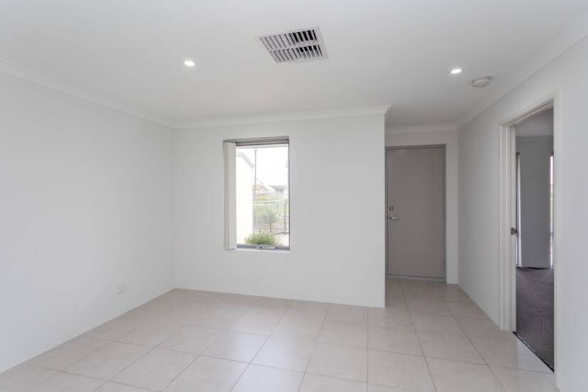 117 Broadway Boulevard, PIARA WATERS, WA 6112 AUS