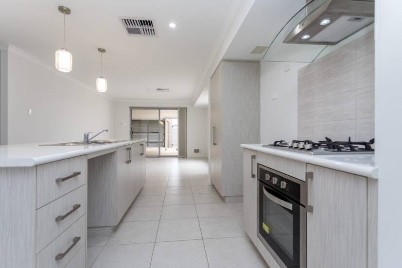 117 Broadway Boulevard, PIARA WATERS, WA 6112 AUS