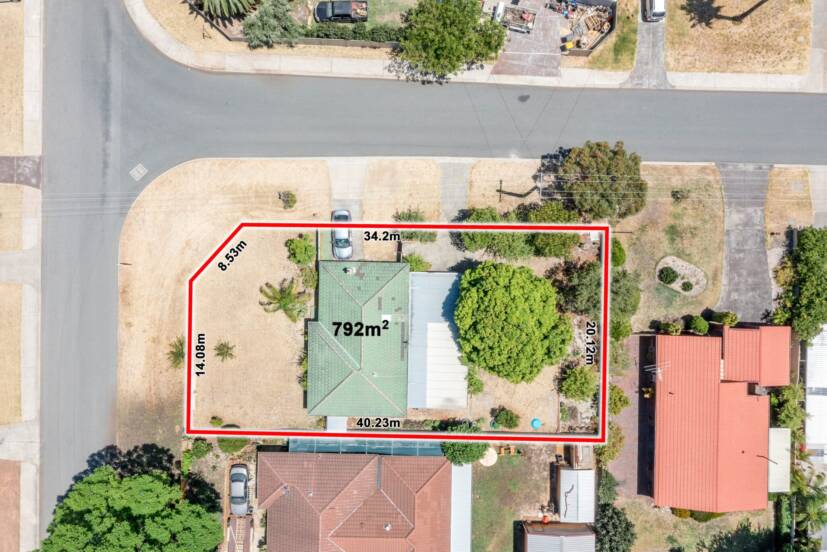 3 Rosekelly Road, GOSNELLS, WA 6110 AUS