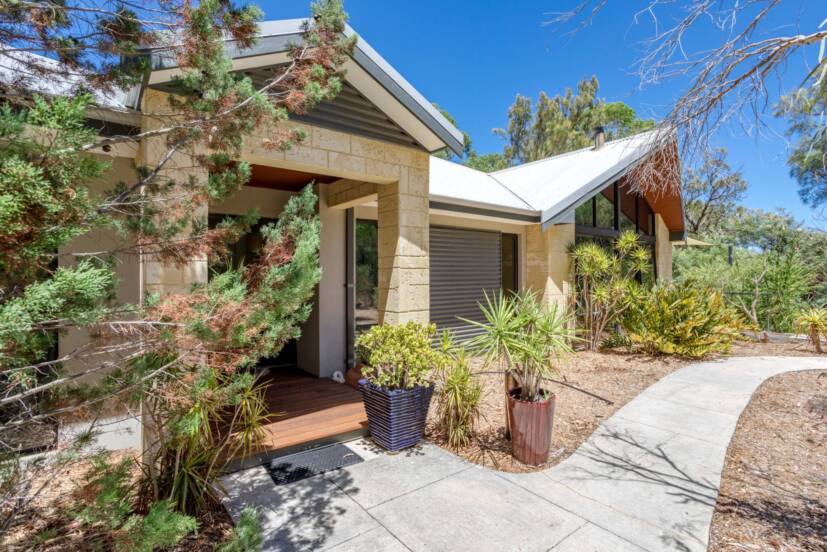 28 Bearfoot Road, BALDIVIS, WA 6171 AUS