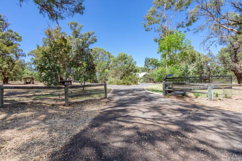 28 Bearfoot Road, BALDIVIS, WA 6171 AUS