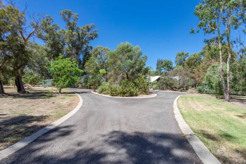 28 Bearfoot Road, BALDIVIS, WA 6171 AUS