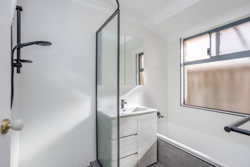 2 Pearce Court, HUNTINGDALE, WA 6110 AUS