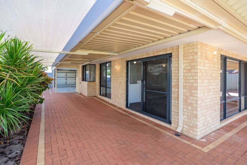 2 Pearce Court, HUNTINGDALE, WA 6110 AUS