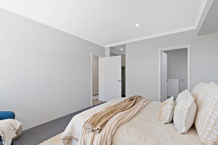 14 Tulipwood Loop, PIARA WATERS, WA 6112 AUS