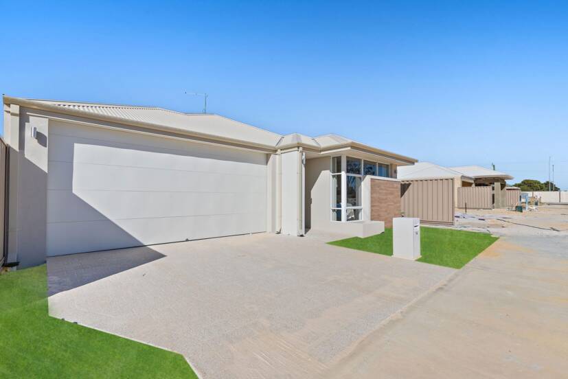 14 Tulipwood Loop, PIARA WATERS, WA 6112 AUS