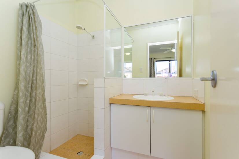 9e Doust Street, CANNINGTON, WA 6107 AUS