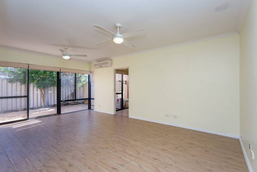 9e Doust Street, CANNINGTON, WA 6107 AUS