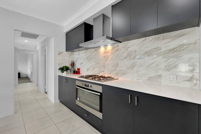 18A William Street, WATTLE GROVE, WA 6107 AUS