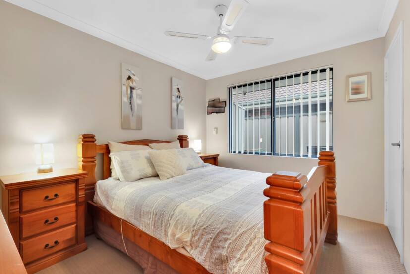 4 Terracina Parkway, PIARA WATERS, WA 6112 AUS