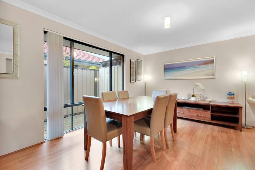 4 Terracina Parkway, PIARA WATERS, WA 6112 AUS