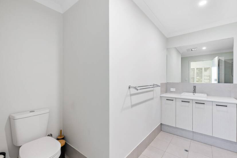 20 Anzac Crescent, BYFORD, WA 6122 AUS