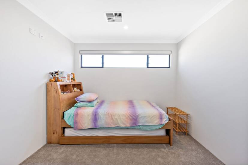 20 Anzac Crescent, BYFORD, WA 6122 AUS
