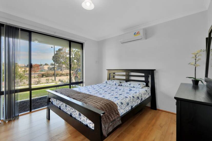 3 Binnia Mews, HARRISDALE, WA 6112 AUS