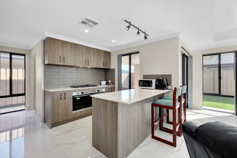 16 Kilkarn Way, SOUTHERN RIVER, WA 6110 AUS