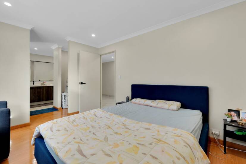16 Kilkarn Way, SOUTHERN RIVER, WA 6110 AUS