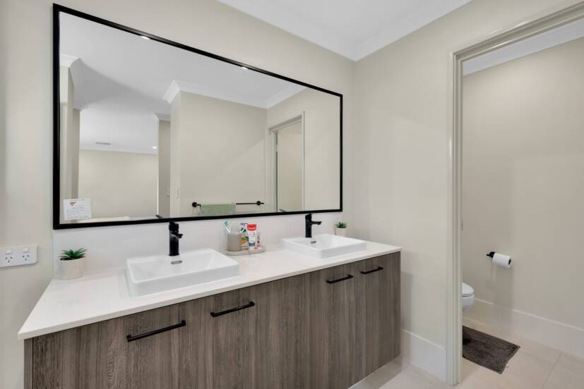 16 Kilkarn Way, SOUTHERN RIVER, WA 6110 AUS