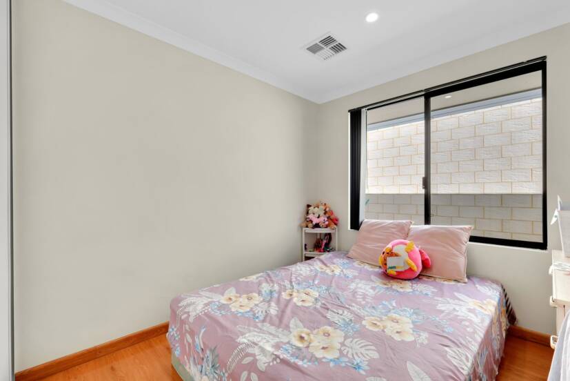16 Kilkarn Way, SOUTHERN RIVER, WA 6110 AUS
