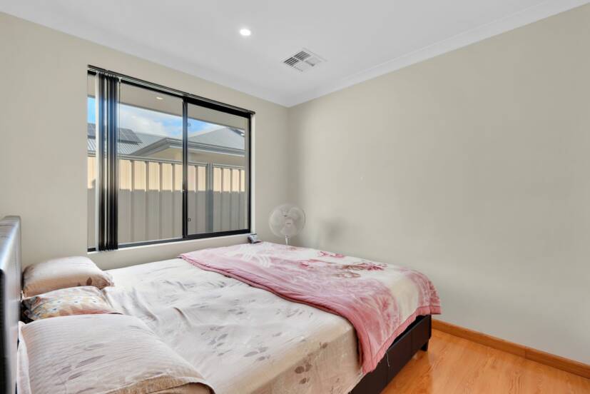 16 Kilkarn Way, SOUTHERN RIVER, WA 6110 AUS