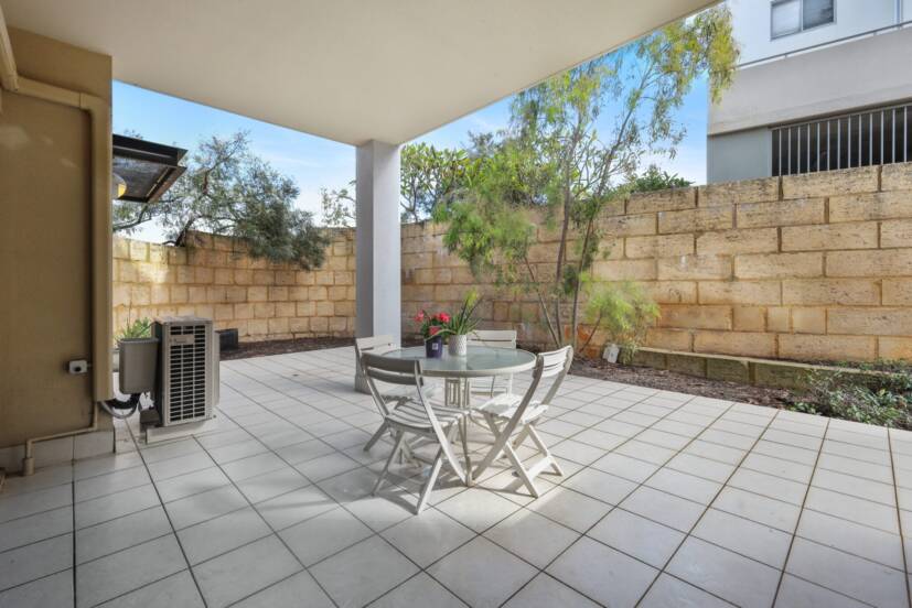 1/1 Ibera Way, SUCCESS, WA 6164 AUS