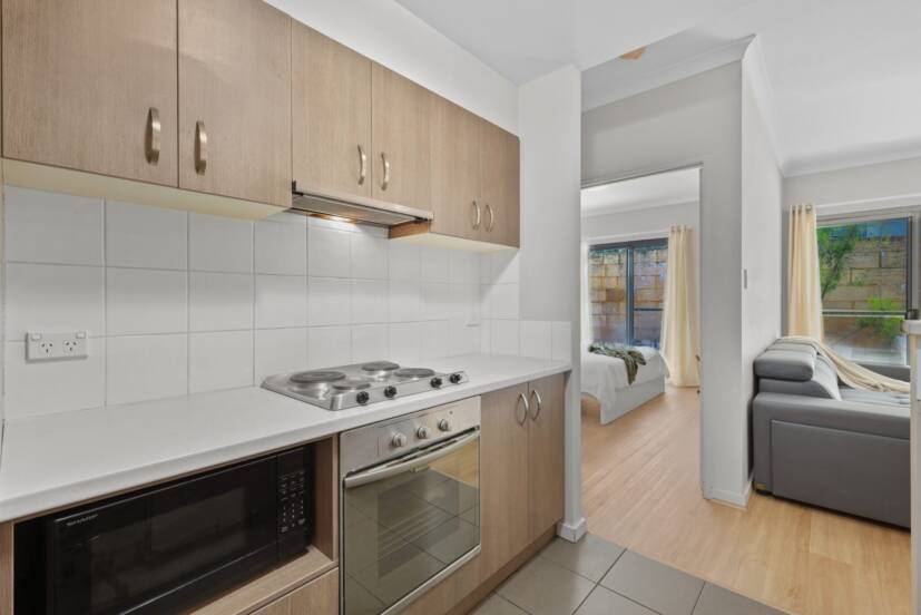 1/1 Ibera Way, SUCCESS, WA 6164 AUS
