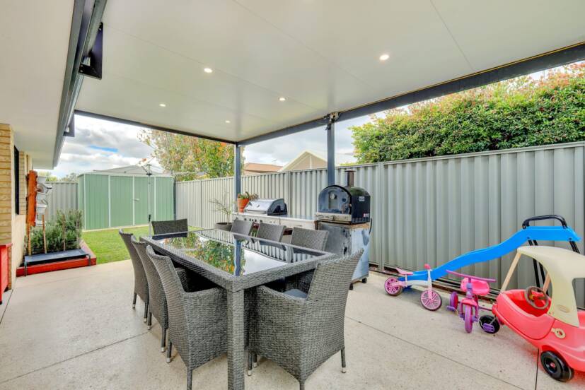 32 Whittaker Turn, PIARA WATERS, WA 6112 AUS