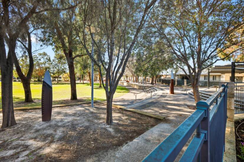 9 Morelia Crescent, HARRISDALE, WA 6112 AUS
