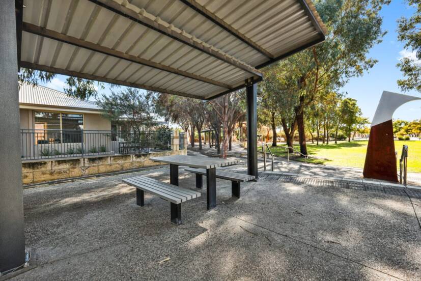 9 Morelia Crescent, HARRISDALE, WA 6112 AUS