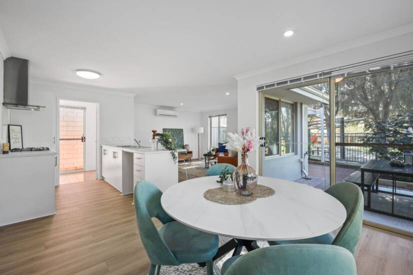 9 Morelia Crescent, HARRISDALE, WA 6112 AUS