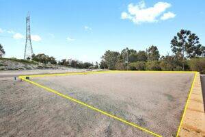 8 Hovea Way, PIARA WATERS, WA 6112 AUS