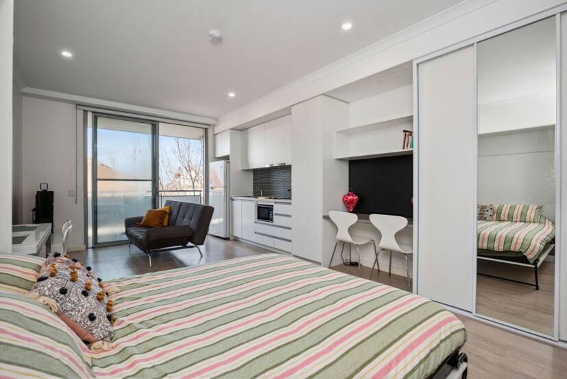 26/10 Quarry Street, FREMANTLE, WA 6160 AUS