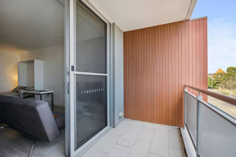26/10 Quarry Street, FREMANTLE, WA 6160 AUS