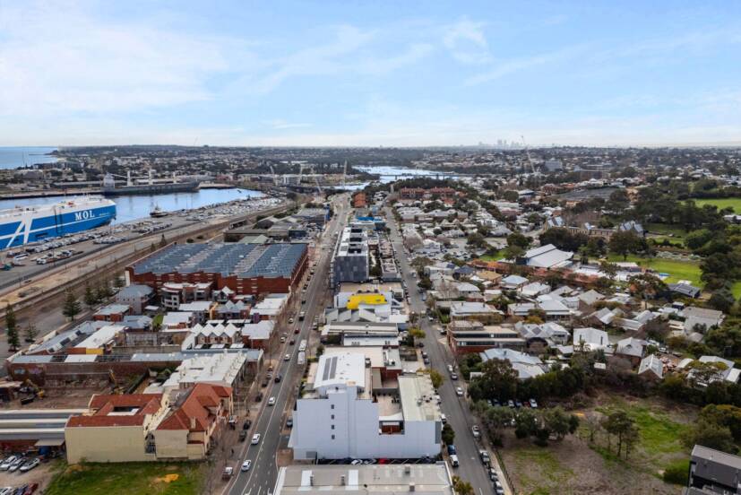 26/10 Quarry Street, FREMANTLE, WA 6160 AUS