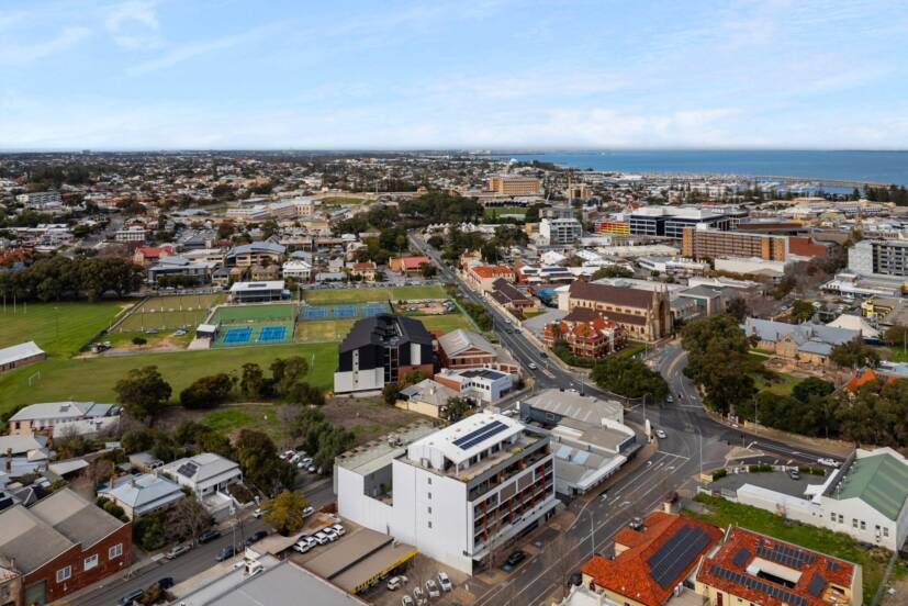 26/10 Quarry Street, FREMANTLE, WA 6160 AUS