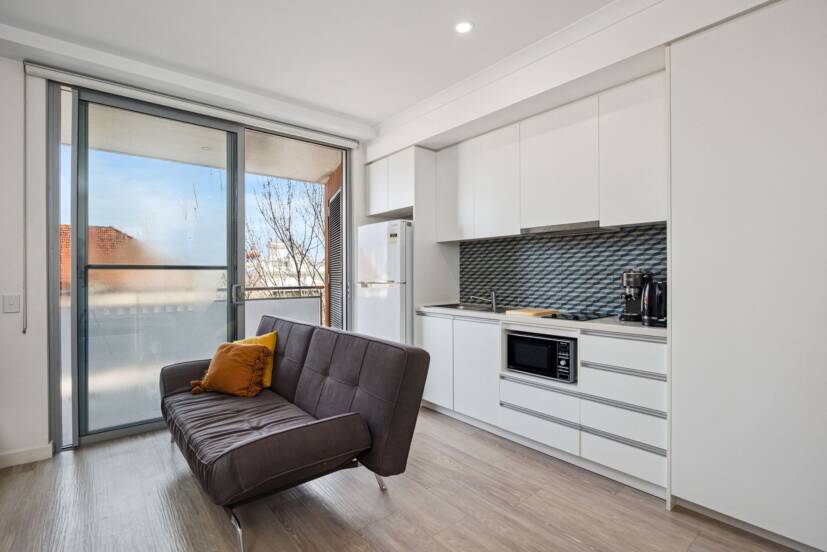 26/10 Quarry Street, FREMANTLE, WA 6160 AUS