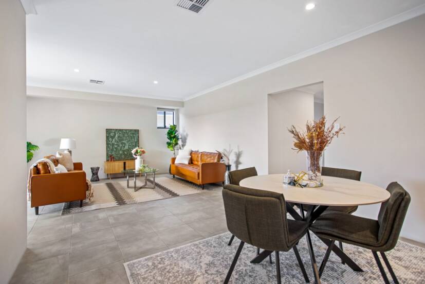 17 Noriker Way, FORRESTDALE, WA 6112 AUS