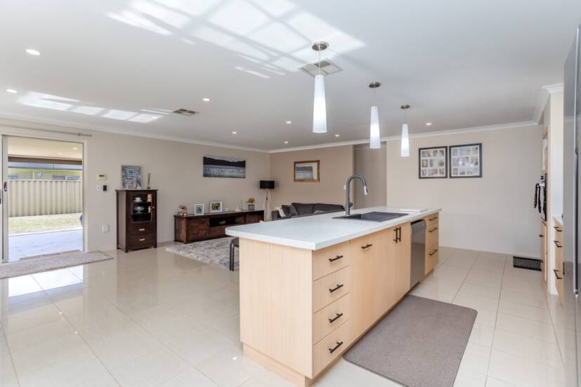 34 Greenshank Road, HARRISDALE, WA 6112 AUS